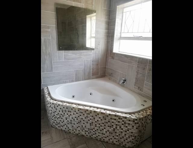 3 BEDROOM FREEHOLD FOR SALE IN ARBORPARK